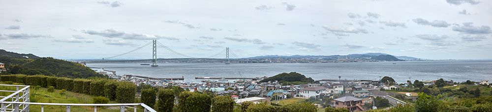 写真：淡路島からみた神戸の風景