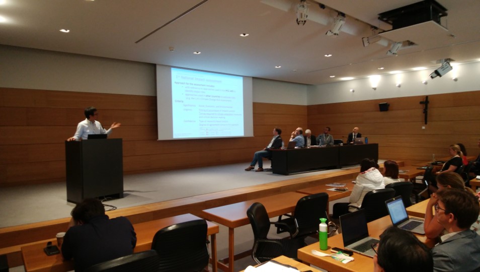 （写真）会議の様子