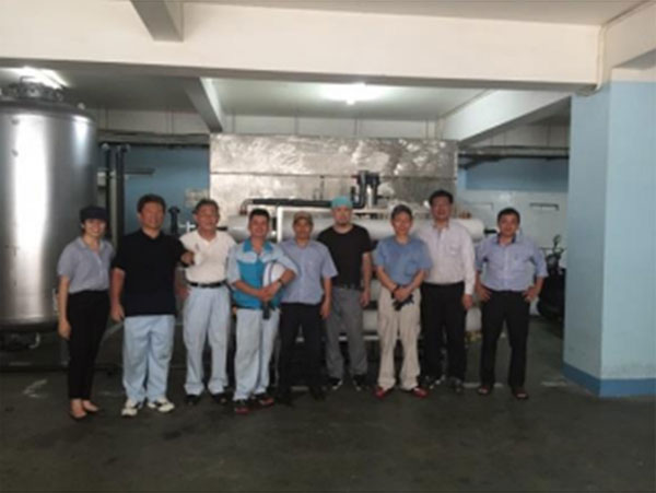 日越技術チーム 